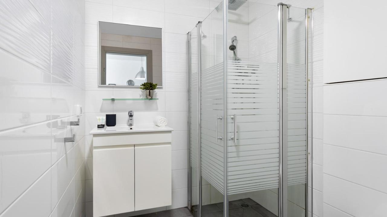 Stylish 1Br Flat For 4 Ppl In Allenby By Holyguest Tel Aviv Dış mekan fotoğraf