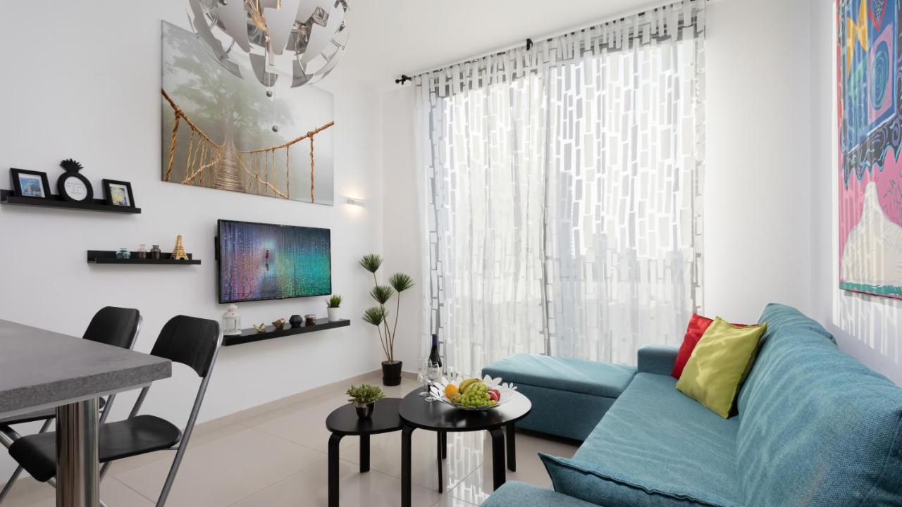 Stylish 1Br Flat For 4 Ppl In Allenby By Holyguest Tel Aviv Dış mekan fotoğraf